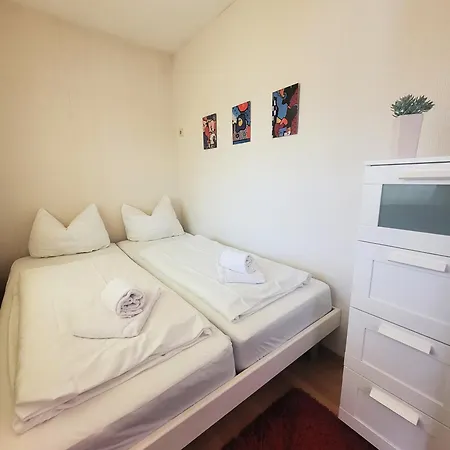 Apartment 21068
